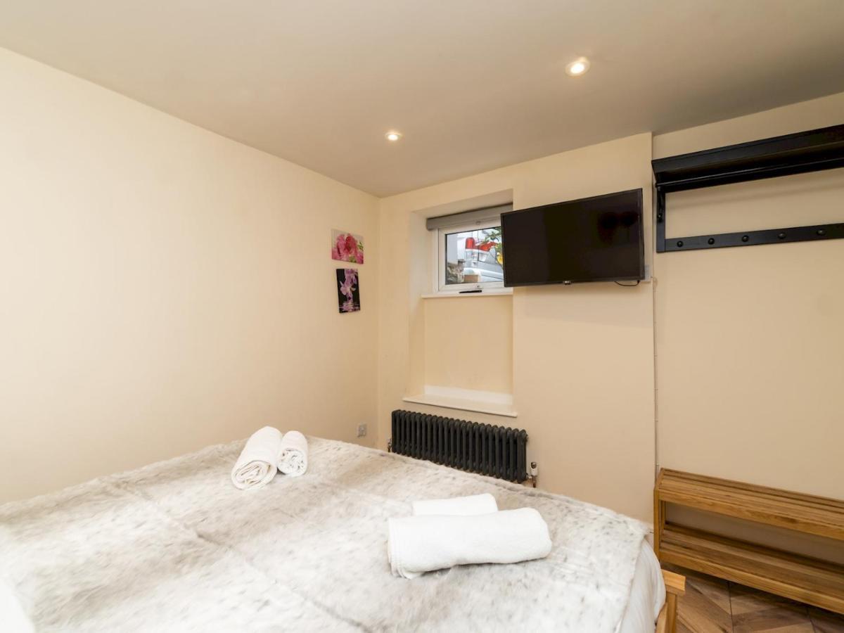 Pass The Keys Lovely 1 Bed Apartment With Free Parking Бат Экстерьер фото