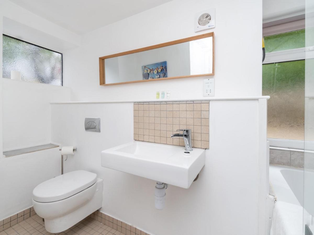 Pass The Keys Lovely 1 Bed Apartment With Free Parking Бат Экстерьер фото